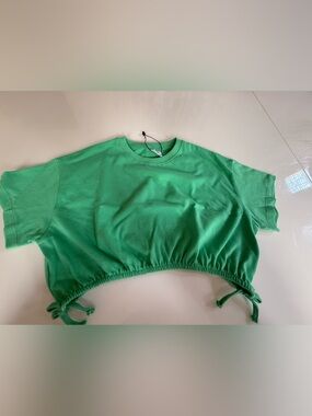 NWOT Zara Bright Green Girls Top 9-10